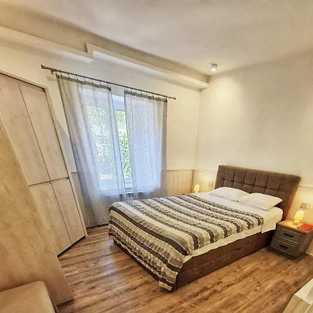 Ory * Lovrečica